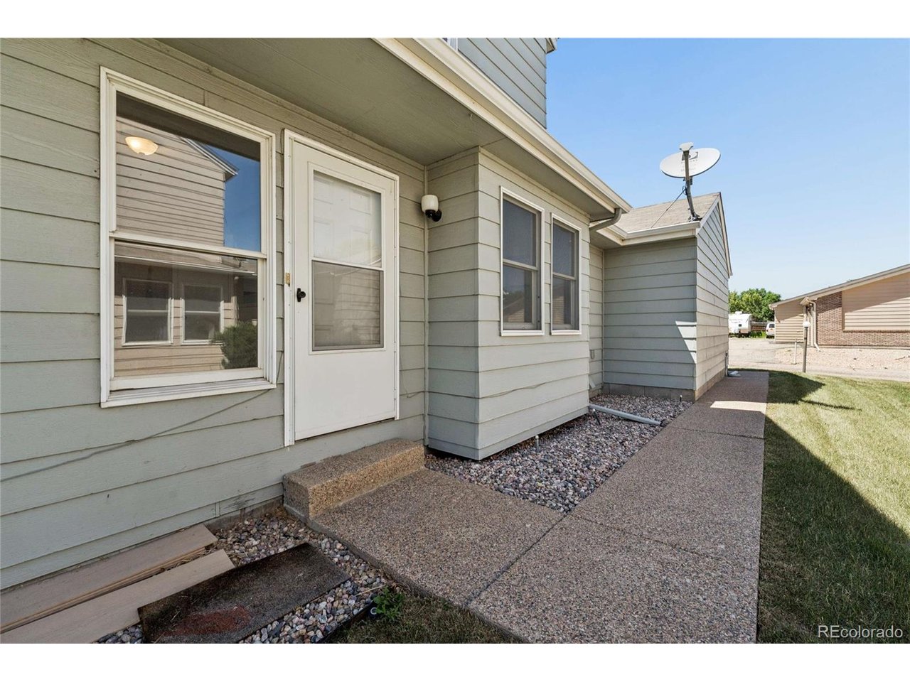 Photo 1 of 34 — 123 E 42nd St, Loveland, CO 80538