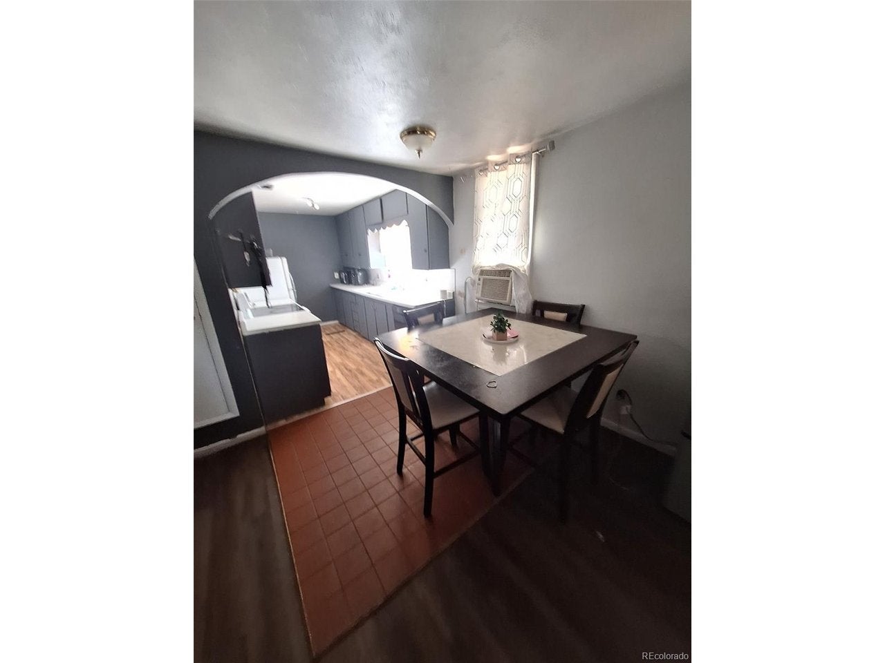 324 9th St