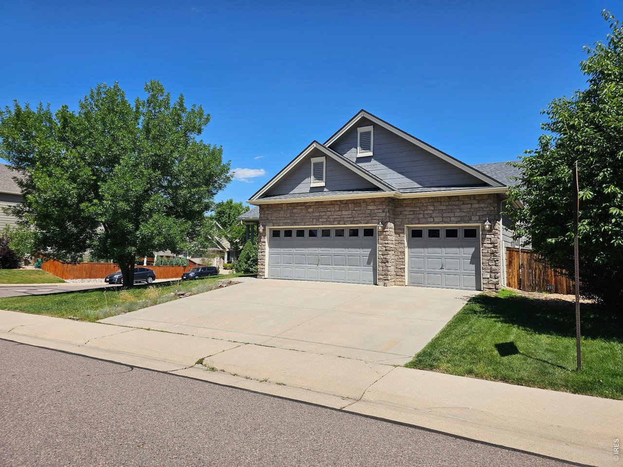 3 car garage