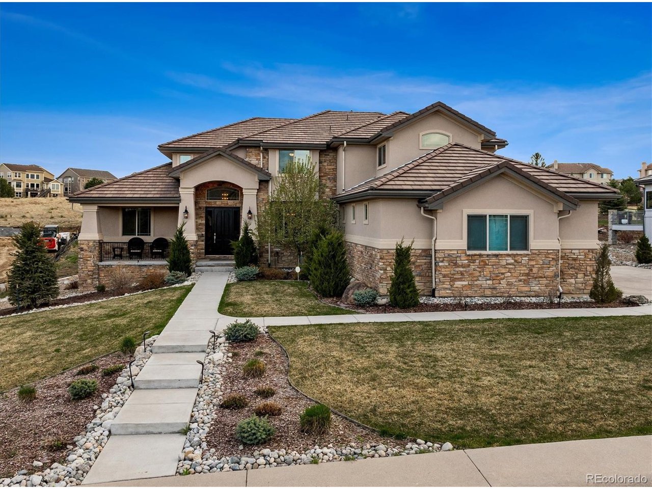 5704 Distant View Pl