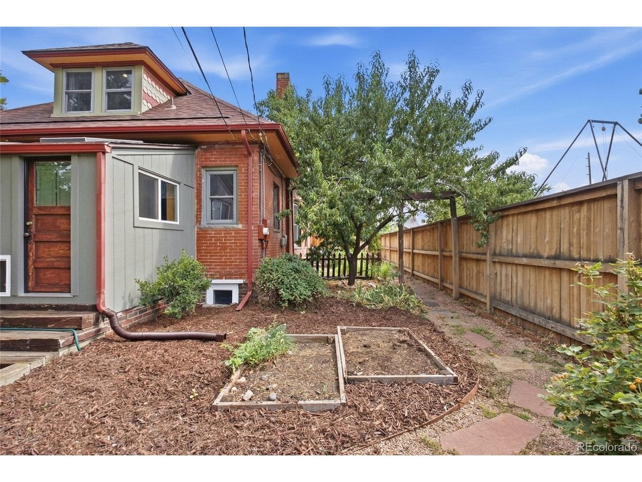 4221 Julian St