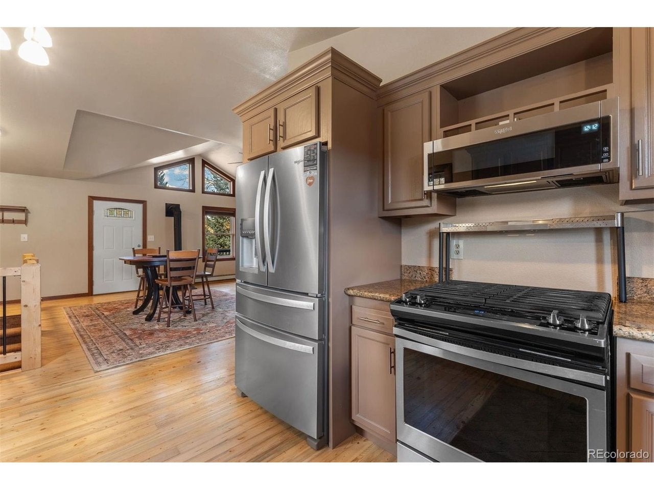 245 Tennis Ct