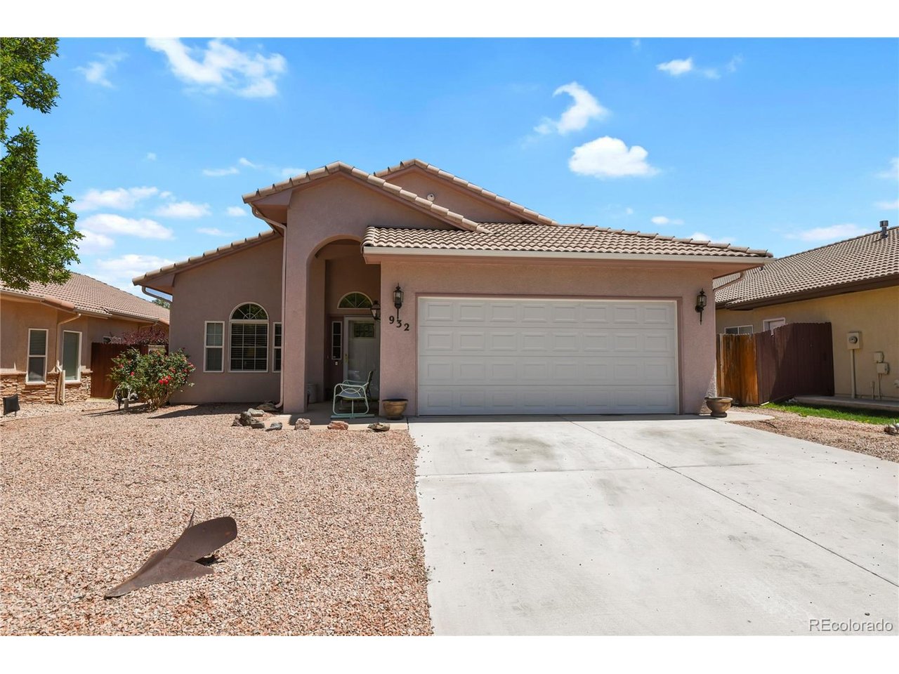 Photo 1 of 34 — 932 Pinecrest Dr, Pueblo, CO 81005