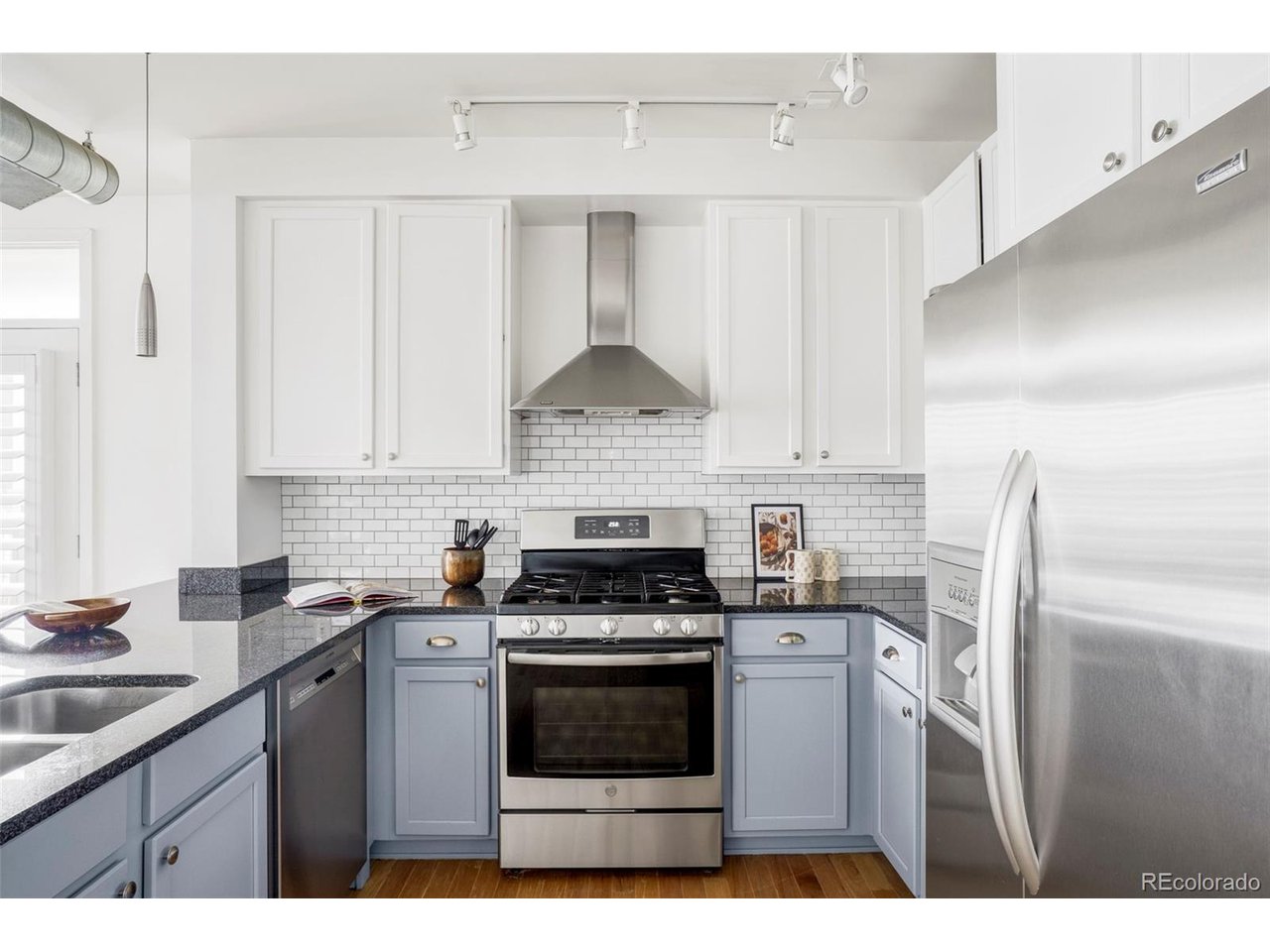 1313 S Clarkson St 208