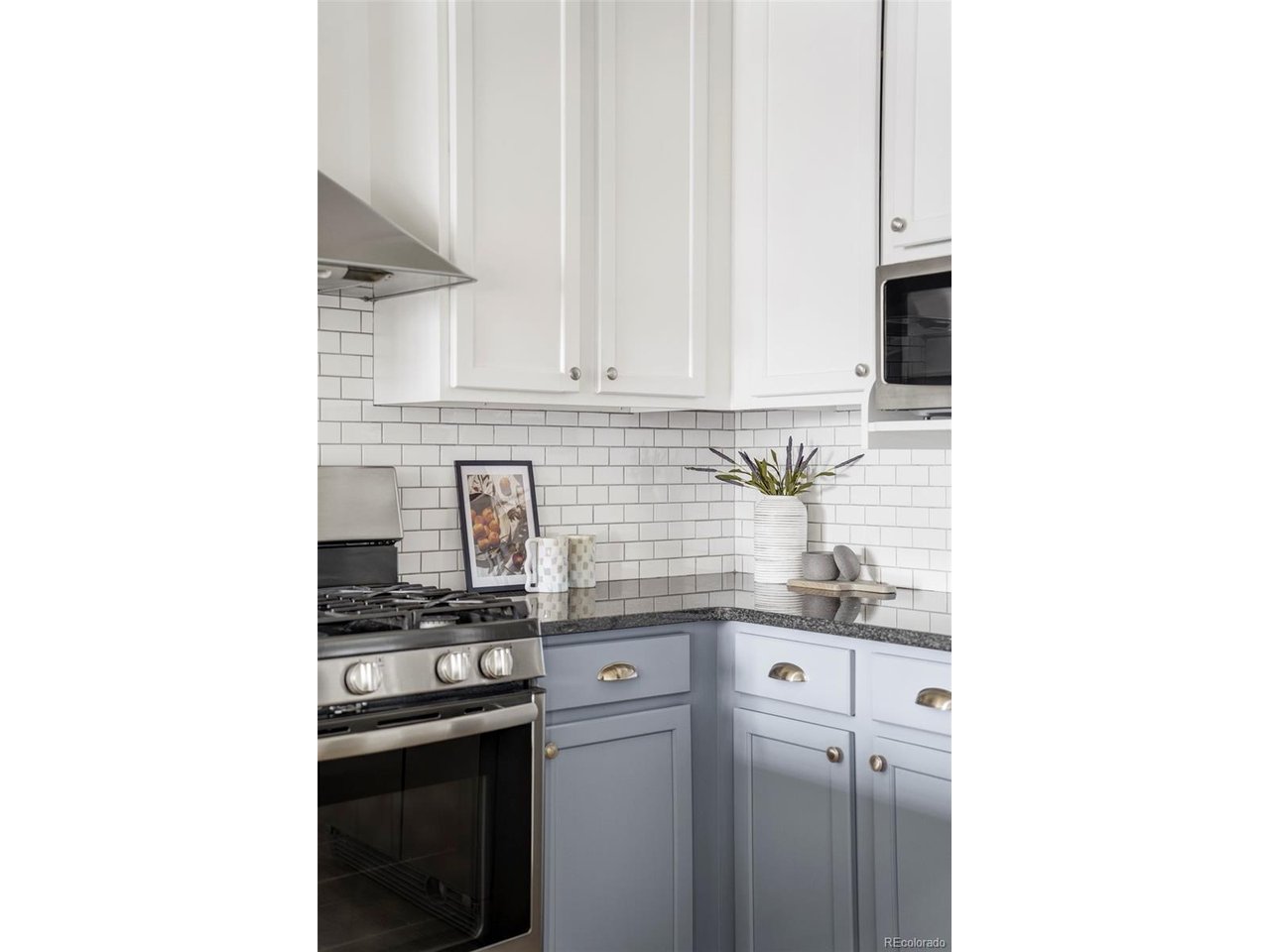 1313 S Clarkson St 208