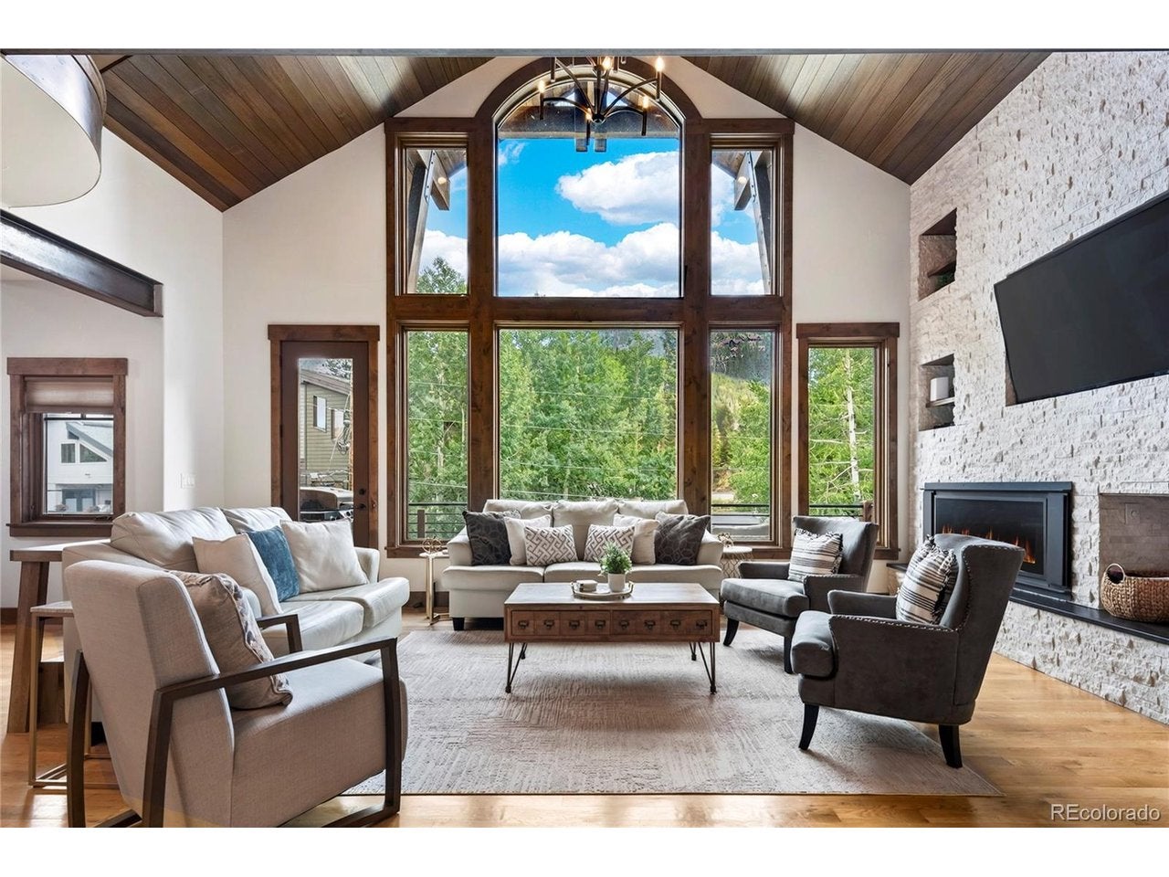 71 Balsam Dr