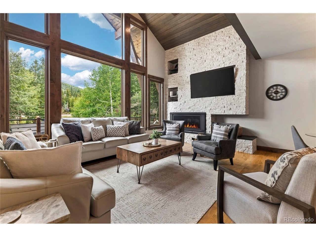 71 Balsam Dr