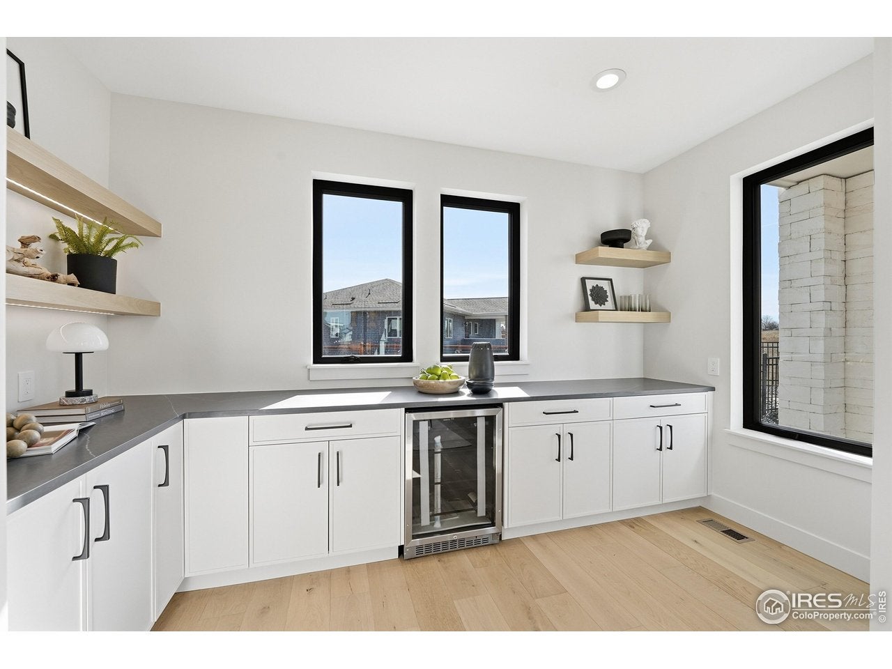 977 Saint Andrews Ln, Louisville, CO, 80027, USA, 5 Bedrooms Bedrooms, ,6 BathroomsBathrooms,Residential,Active,977 Saint Andrews Ln,1051828