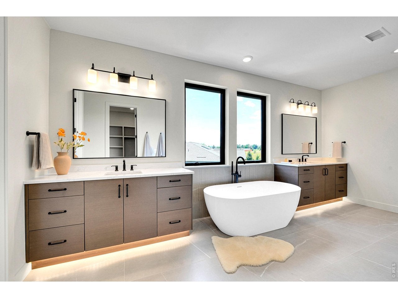 977 Saint Andrews Ln, Louisville, CO, 80027, USA, 5 Bedrooms Bedrooms, ,6 BathroomsBathrooms,Residential,Active,977 Saint Andrews Ln,1051828