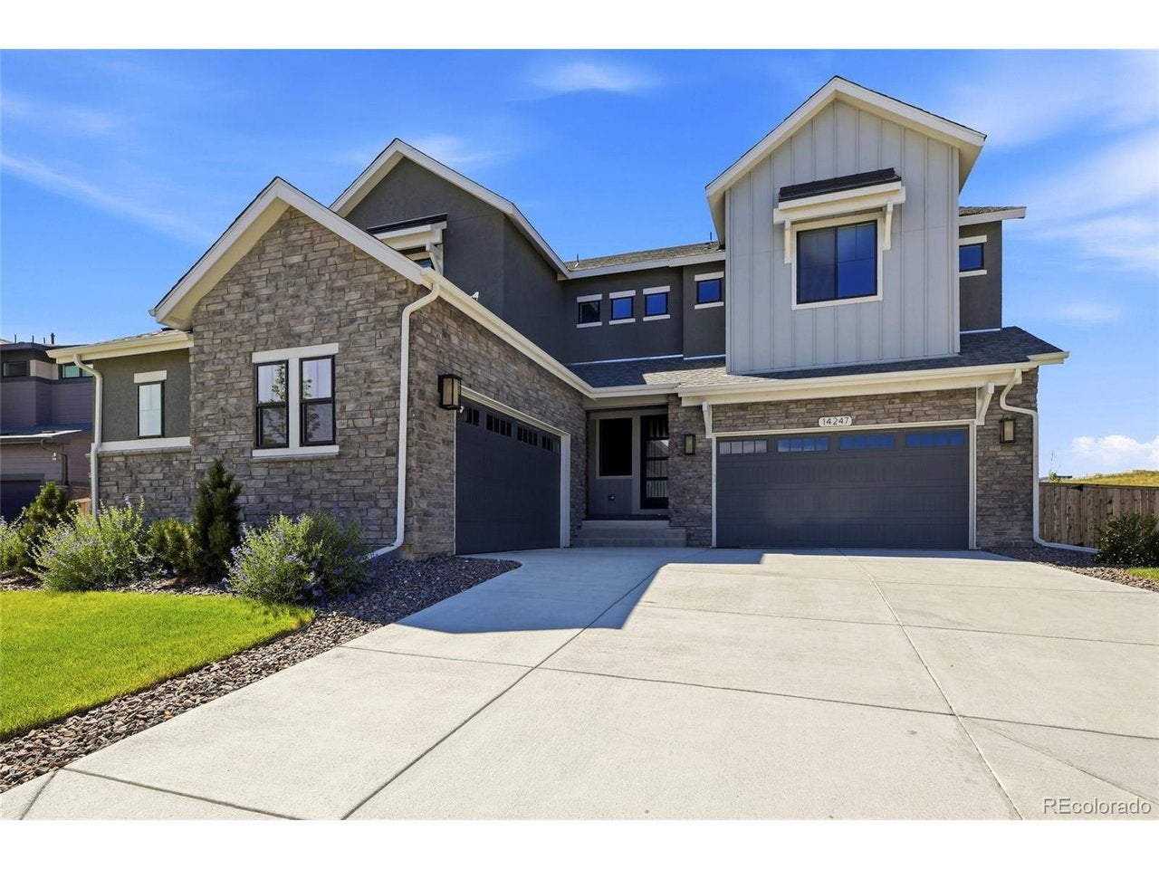 14247 Beebalm Loop