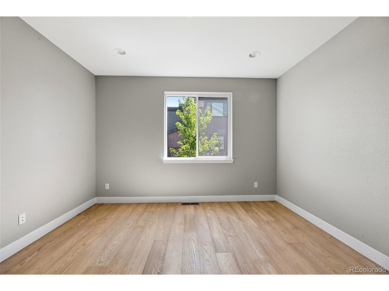 14247 Beebalm Loop