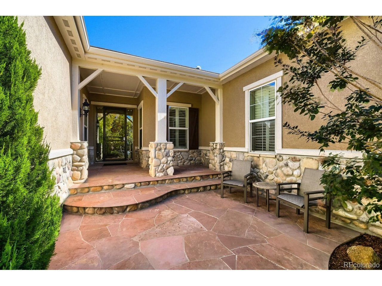 16652 Las Brisas Dr