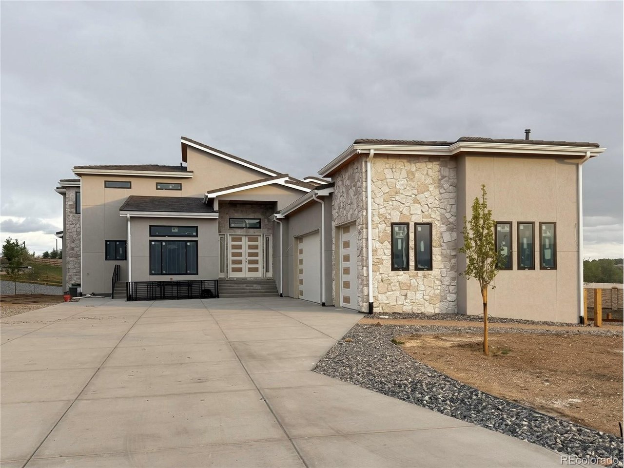 Photo 1 of 2 — 6735 S Flanders Ct, Centennial, CO 80016