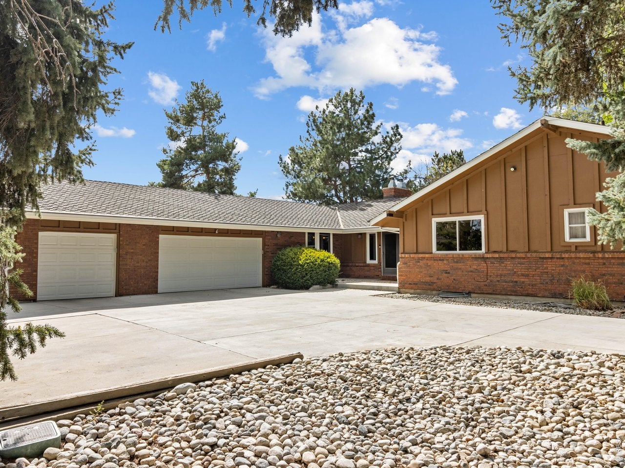 309 Glenview Ct