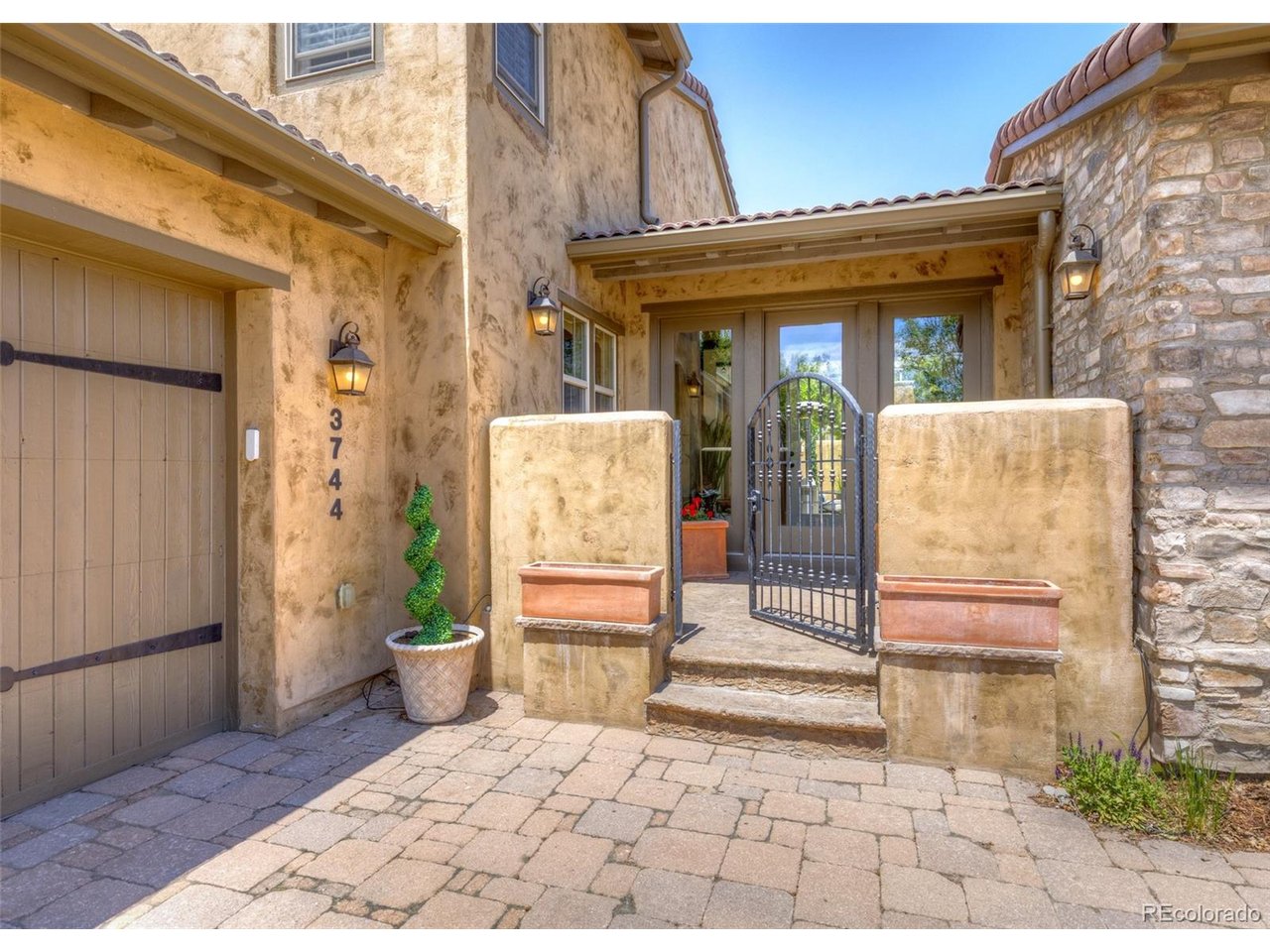 3744 Palazzo Grv