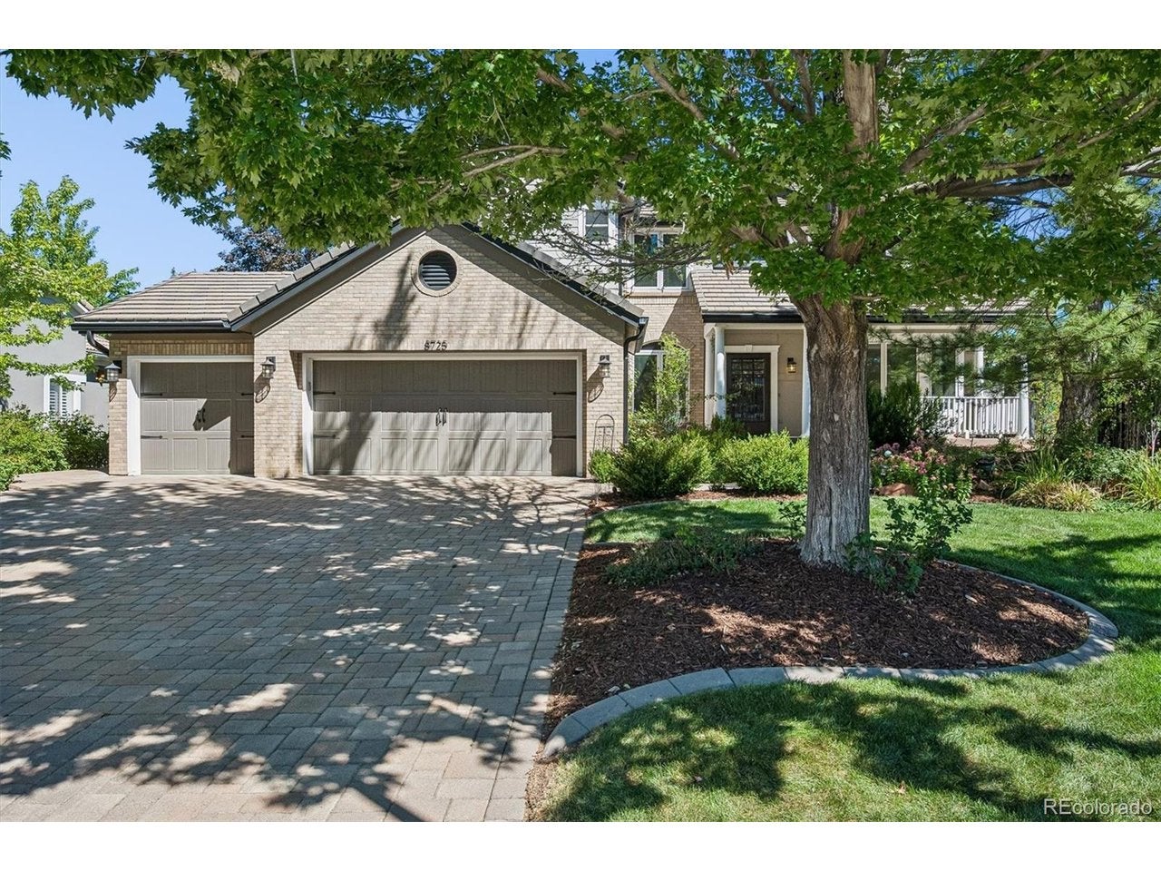 8725 Tall Grass Pl