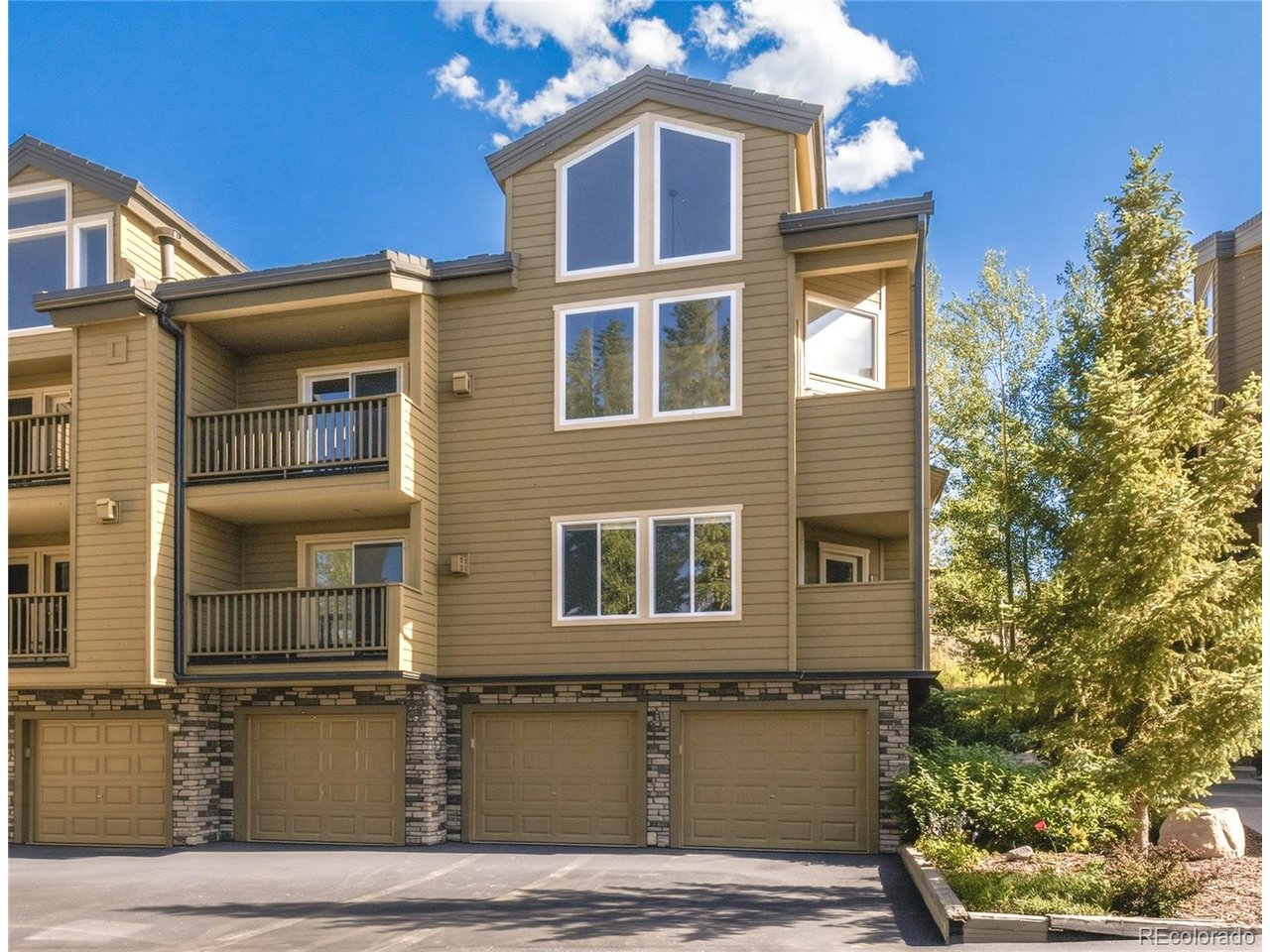 4020 Silverheels Dr 12
