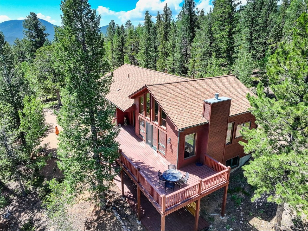 890 Royal Ridge Dr