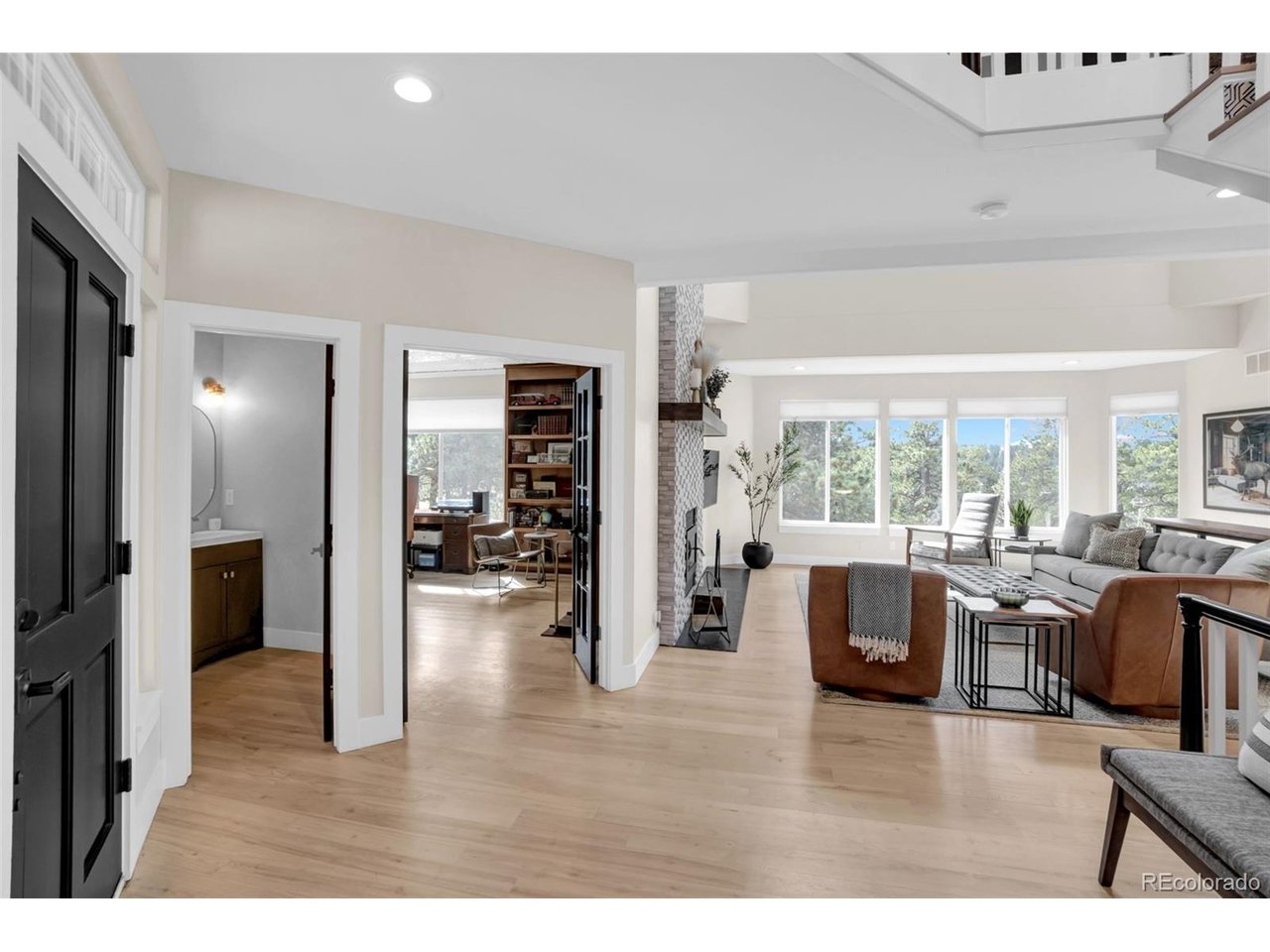 26400 Columbine Glen Ave