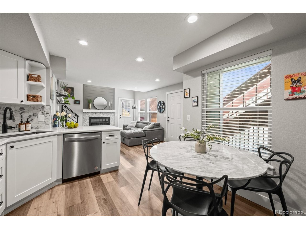 Photo 1 of 14 — 932 S Dearborn Way 11, Aurora, CO 80012