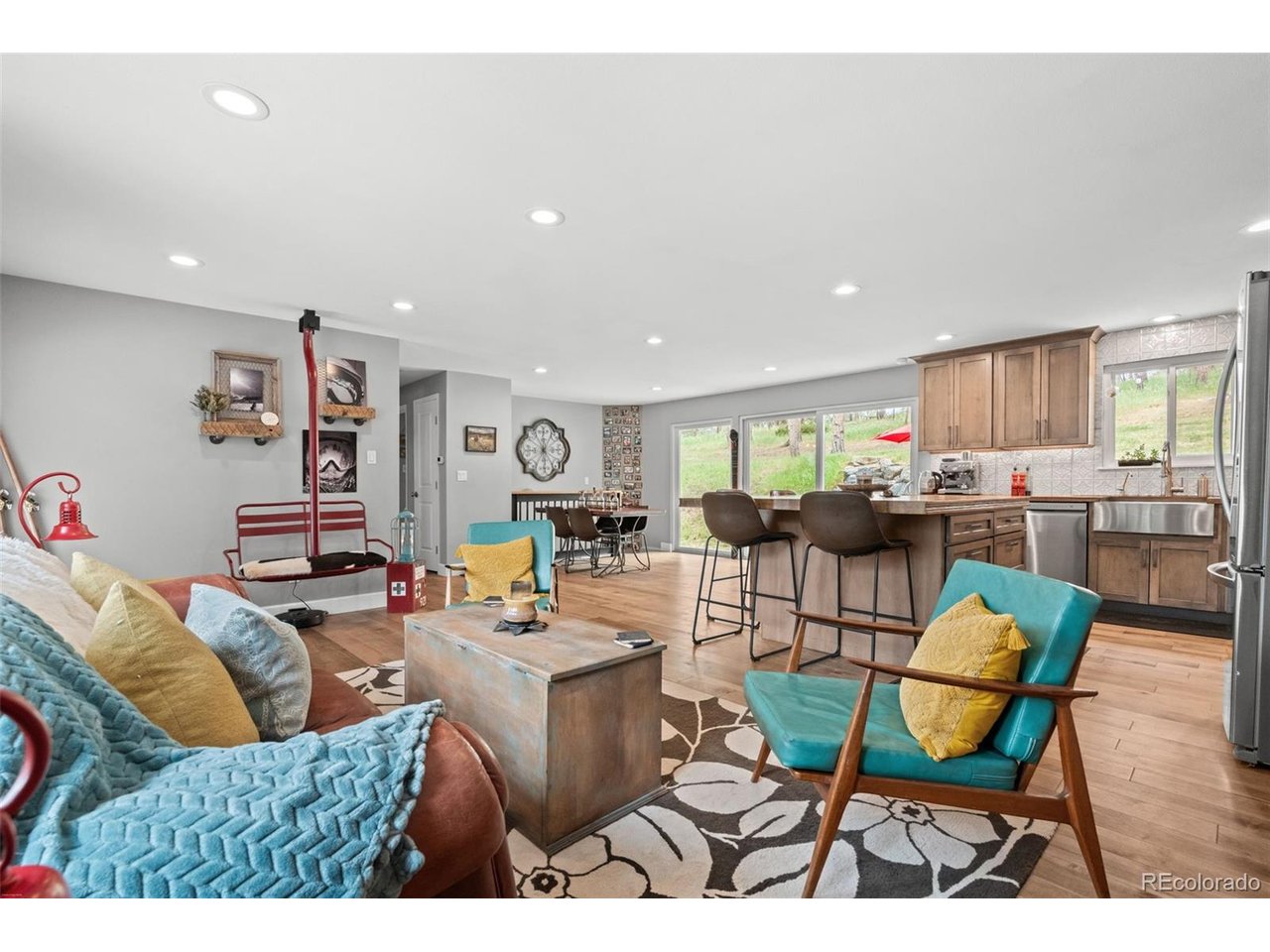 5553 Maggie Ln