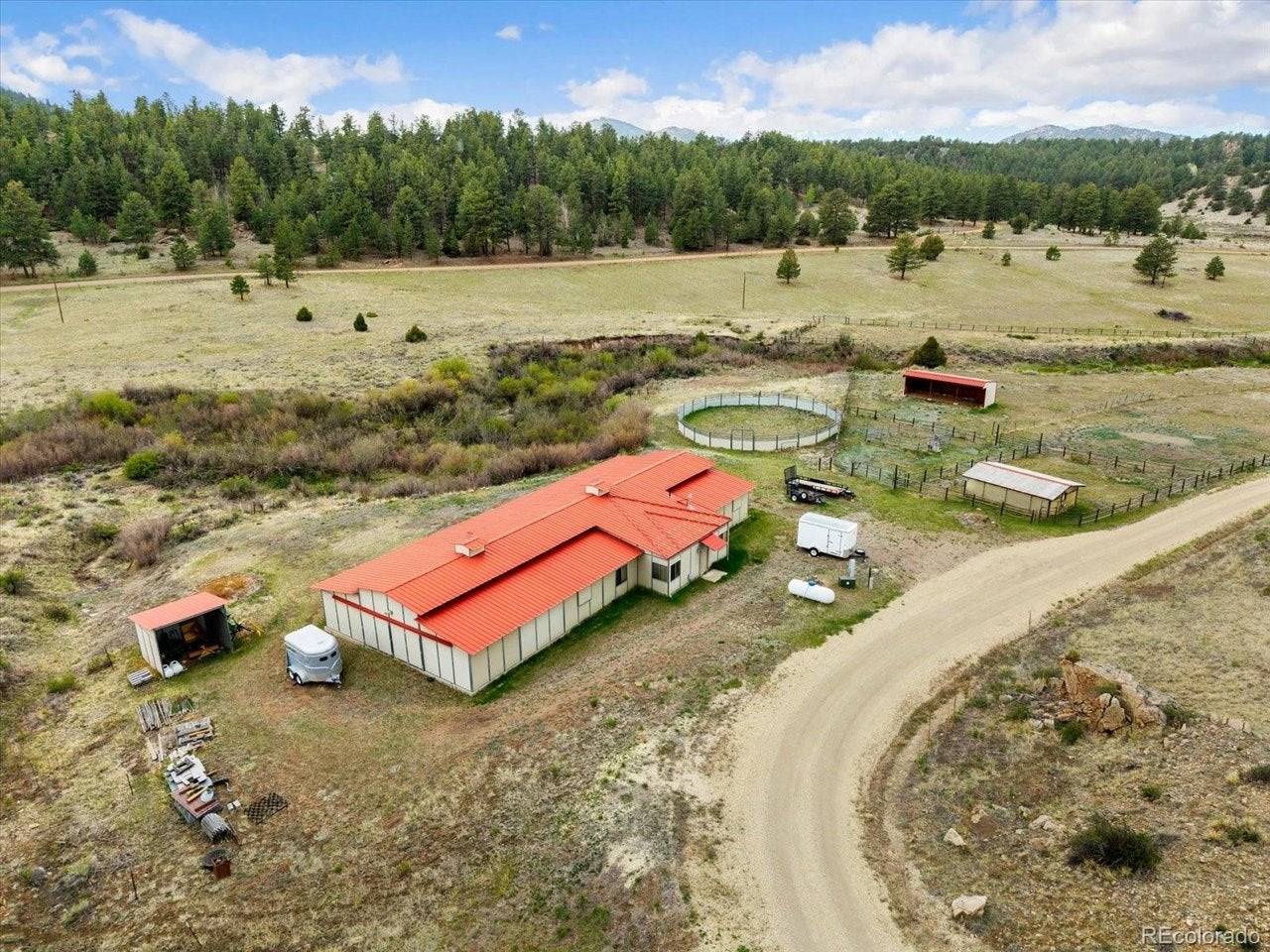 40 Bear Ridge Rd