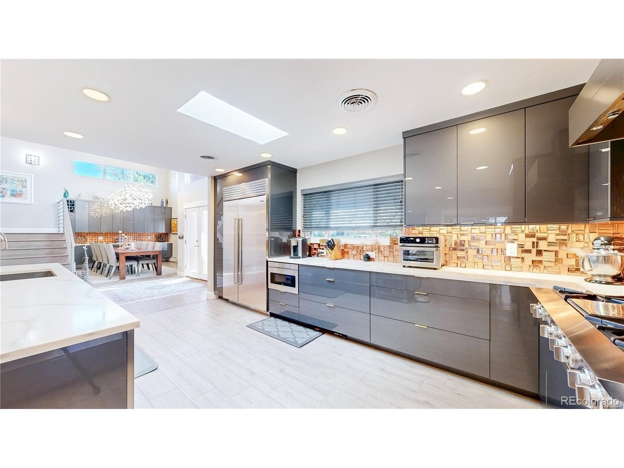 463 Locust St