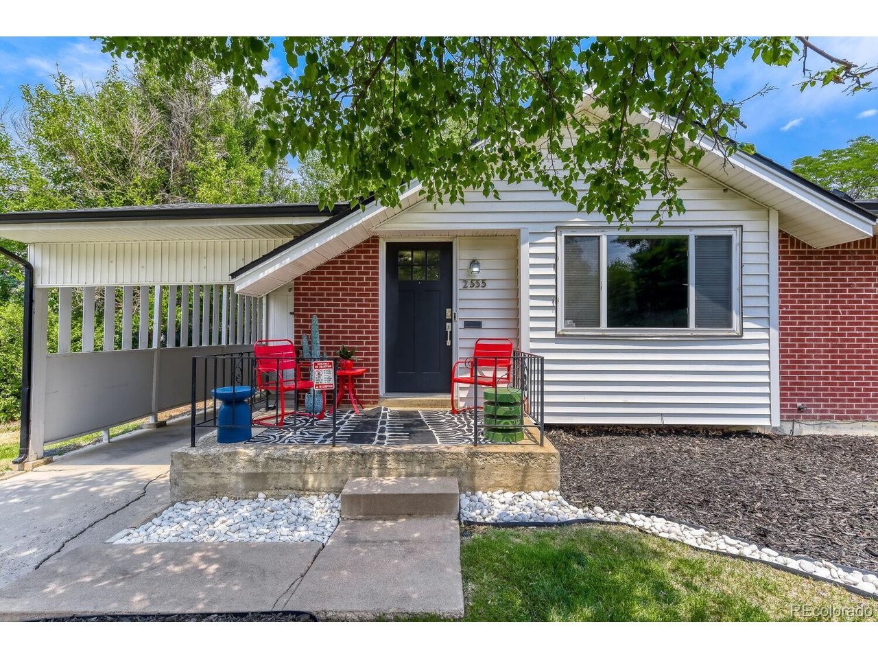 Photo 1 of 28 — 2555 E Maplewood Ave, Littleton, CO 80121