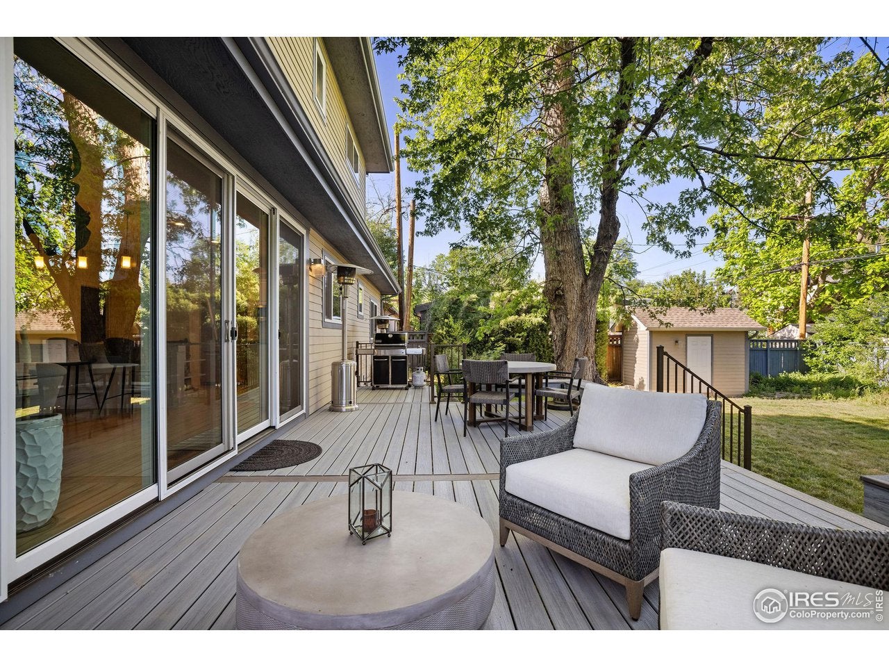 2870 18th St - Photo 2
