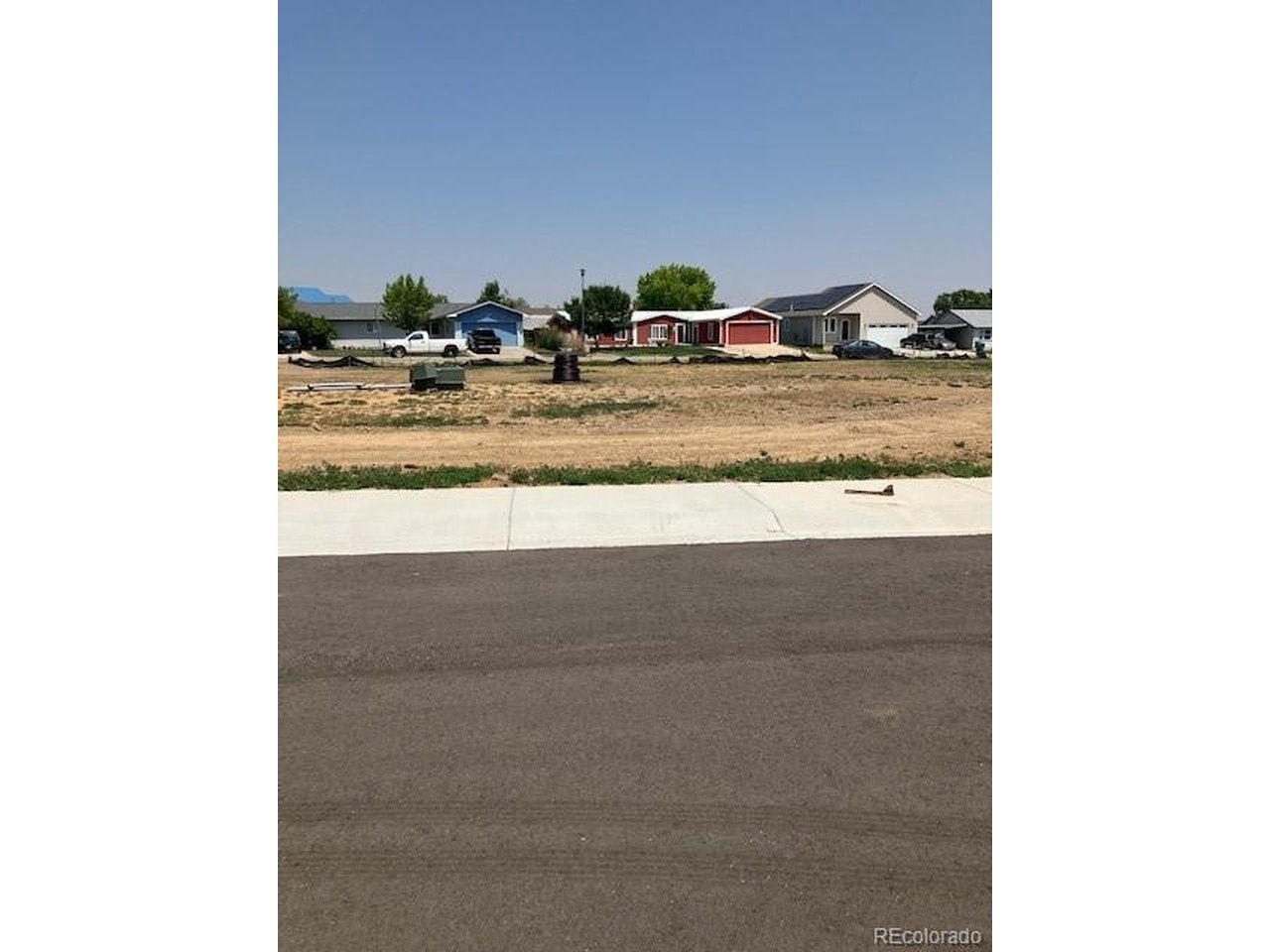 Photo 1 of 3 — 35 Johnson Ct, Keenesburg, CO 80643