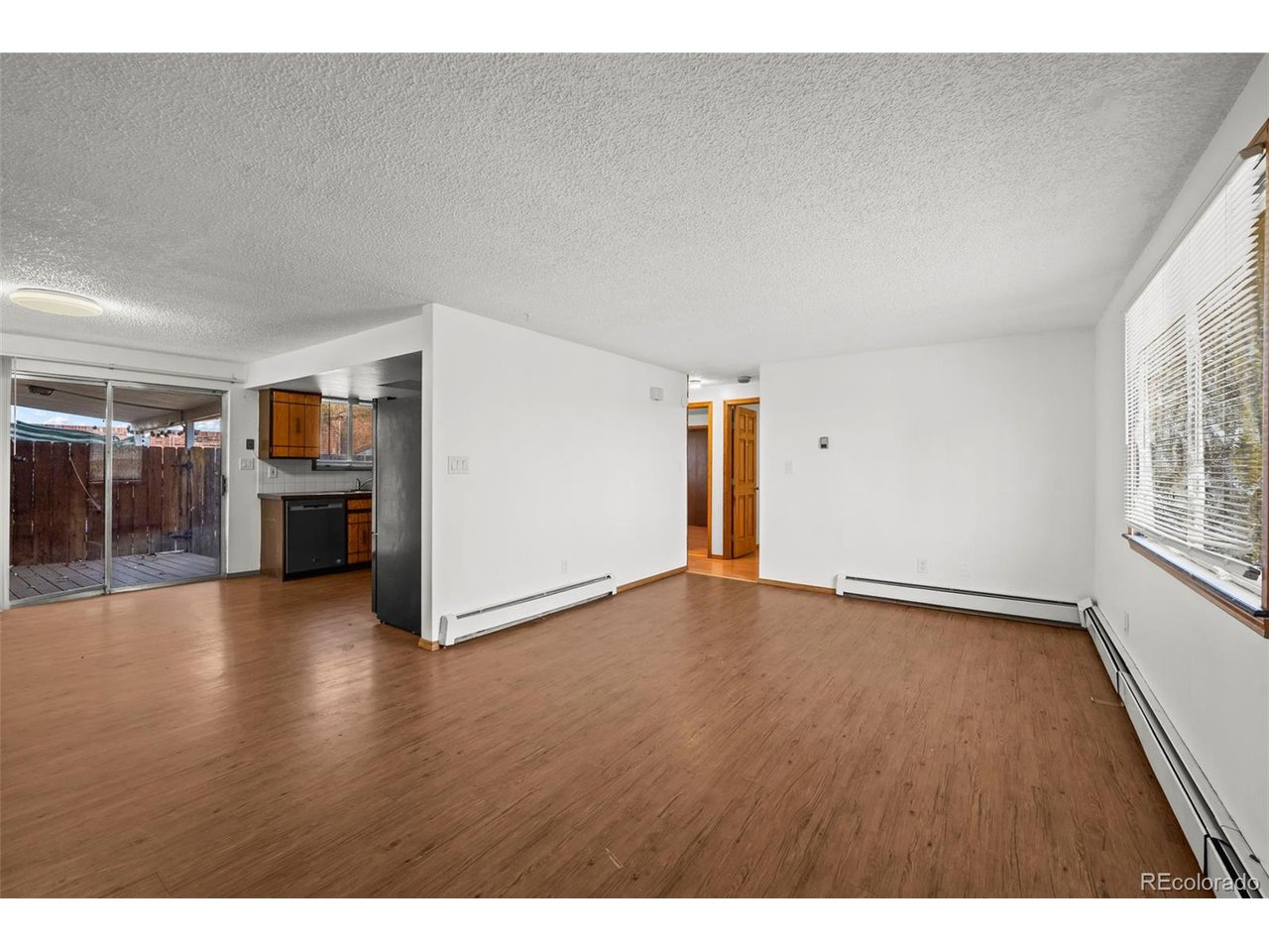 1002 Harmon Pl 1002, 1004