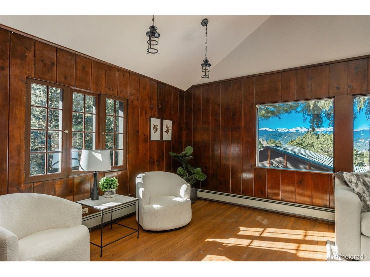 25728 Stanley Park Rd