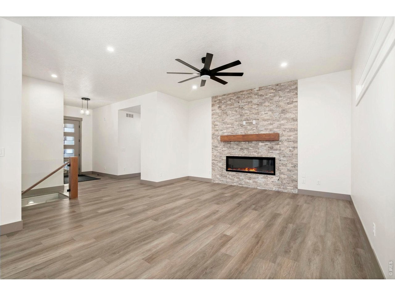 1402 Burt Ave