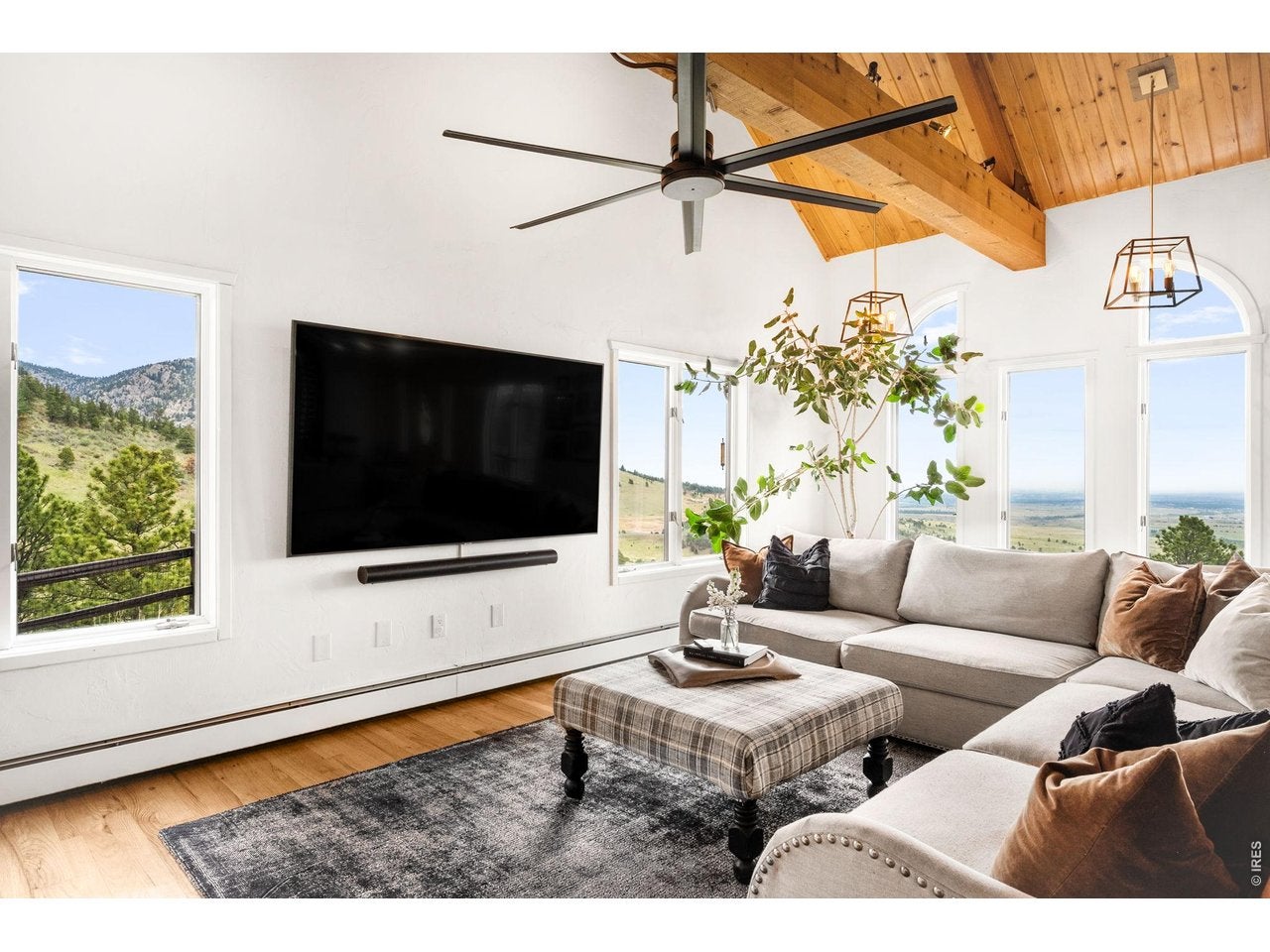 9537 Ute Dr, Golden, CO, 80403, USA, 4 Bedrooms Bedrooms, ,4 BathroomsBathrooms,Residential,Active,9537 Ute Dr,1060448