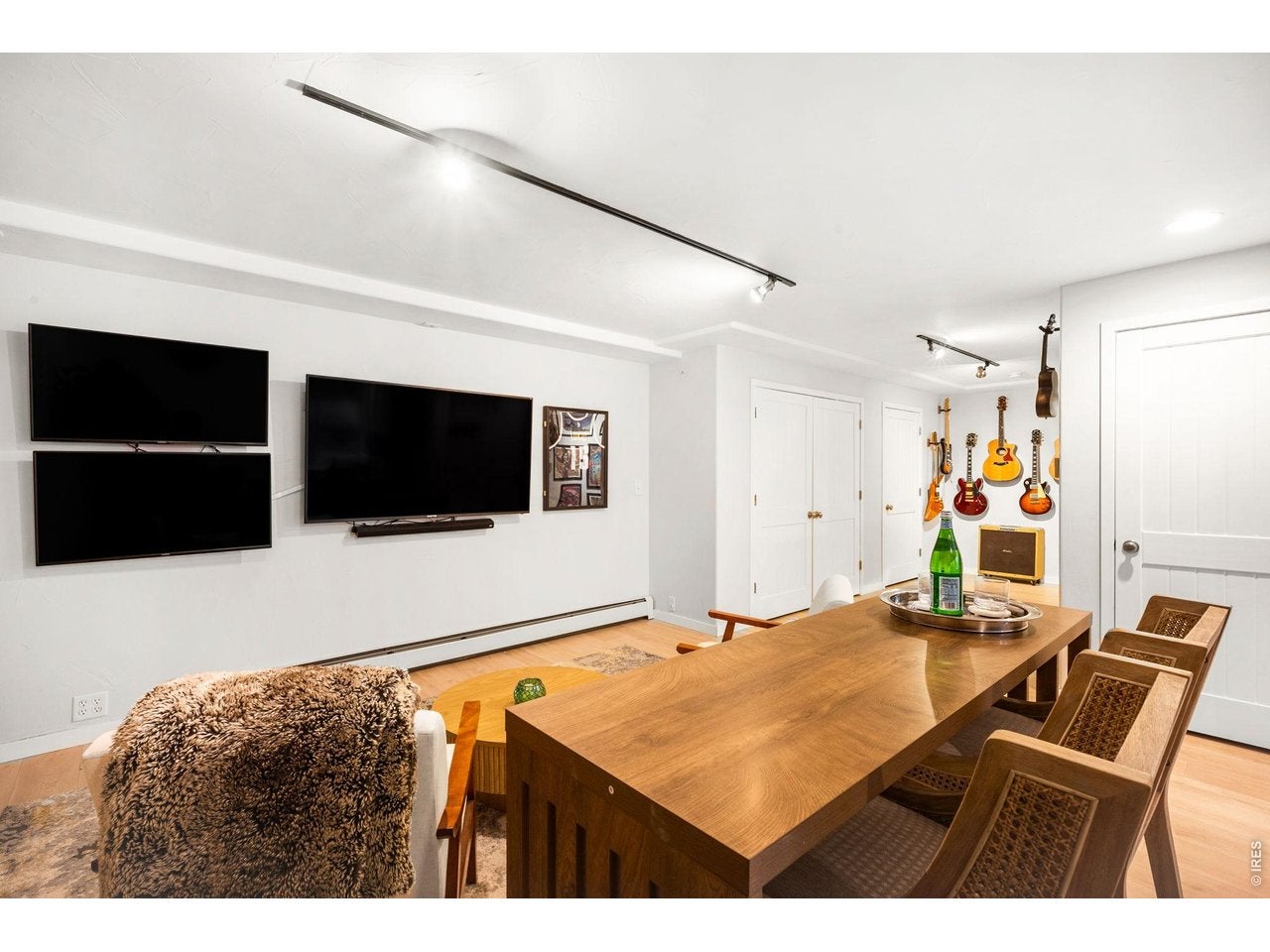 9537 Ute Dr, Golden, CO, 80403, USA, 4 Bedrooms Bedrooms, ,4 BathroomsBathrooms,Residential,Active,9537 Ute Dr,1060448