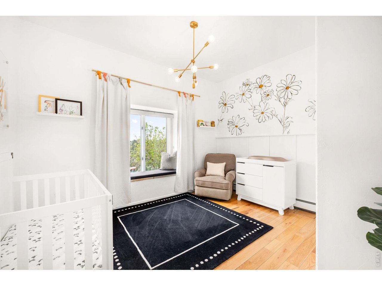9537 Ute Dr, Golden, CO, 80403, USA, 4 Bedrooms Bedrooms, ,4 BathroomsBathrooms,Residential,Active,9537 Ute Dr,1060448