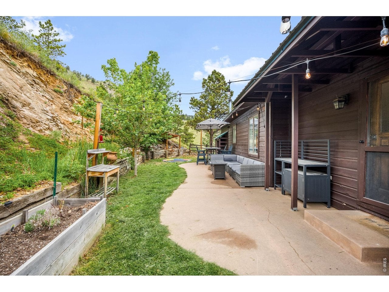 9537 Ute Dr, Golden, CO, 80403, USA, 4 Bedrooms Bedrooms, ,4 BathroomsBathrooms,Residential,Active,9537 Ute Dr,1060448