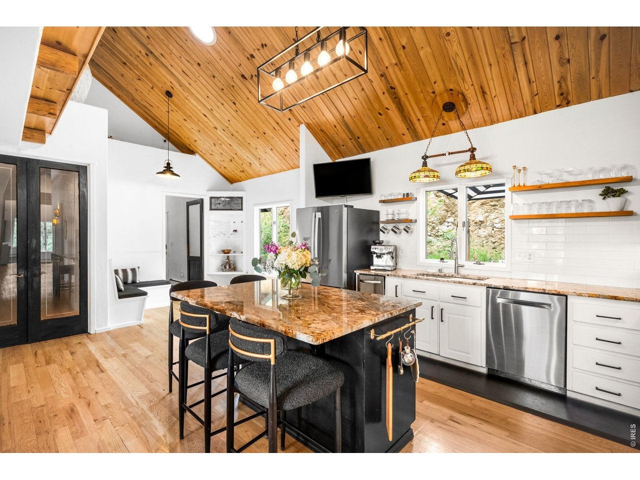 9537 Ute Dr, Golden, CO, 80403, USA, 4 Bedrooms Bedrooms, ,4 BathroomsBathrooms,Residential,Active,9537 Ute Dr,1060448