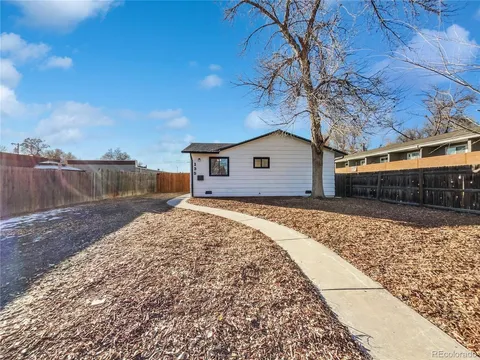 135 S Jefferson Ave, Loveland, CO 80537 - #: 3232426