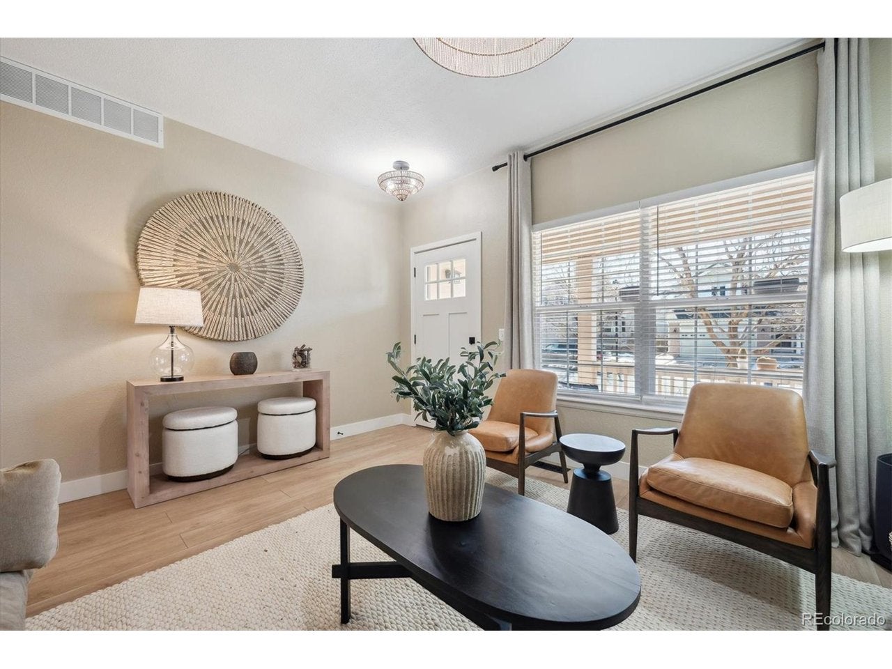 1099 Thornbury Pl
