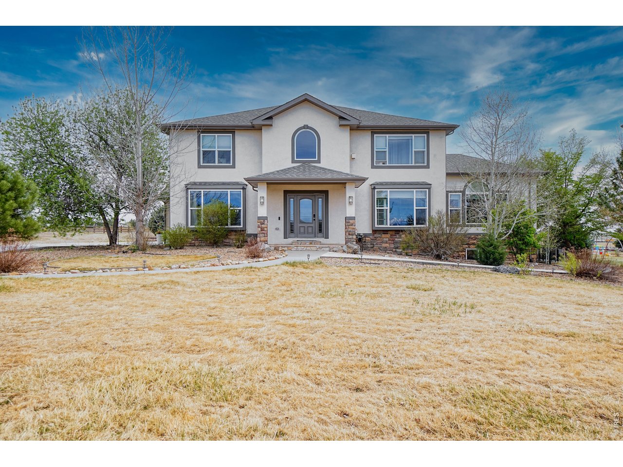Welcome to 3938 Vale View Ln