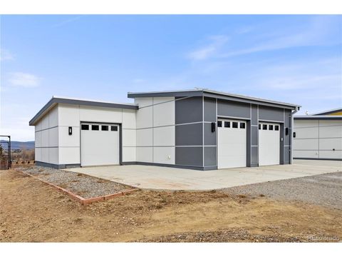 Tiny photo for 903 Paragon Dr, Boulder, CO 80303 (MLS # 8301394)