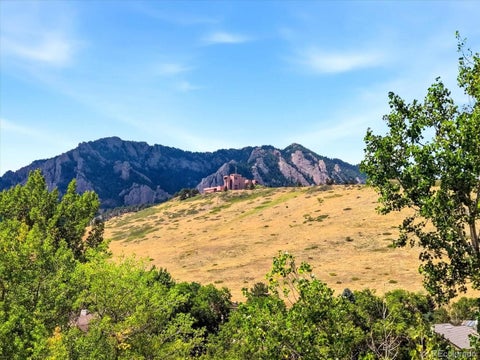 Tiny photo for 1345 Bear Mountain Dr B, Boulder, CO 80305 (MLS # 2636740)