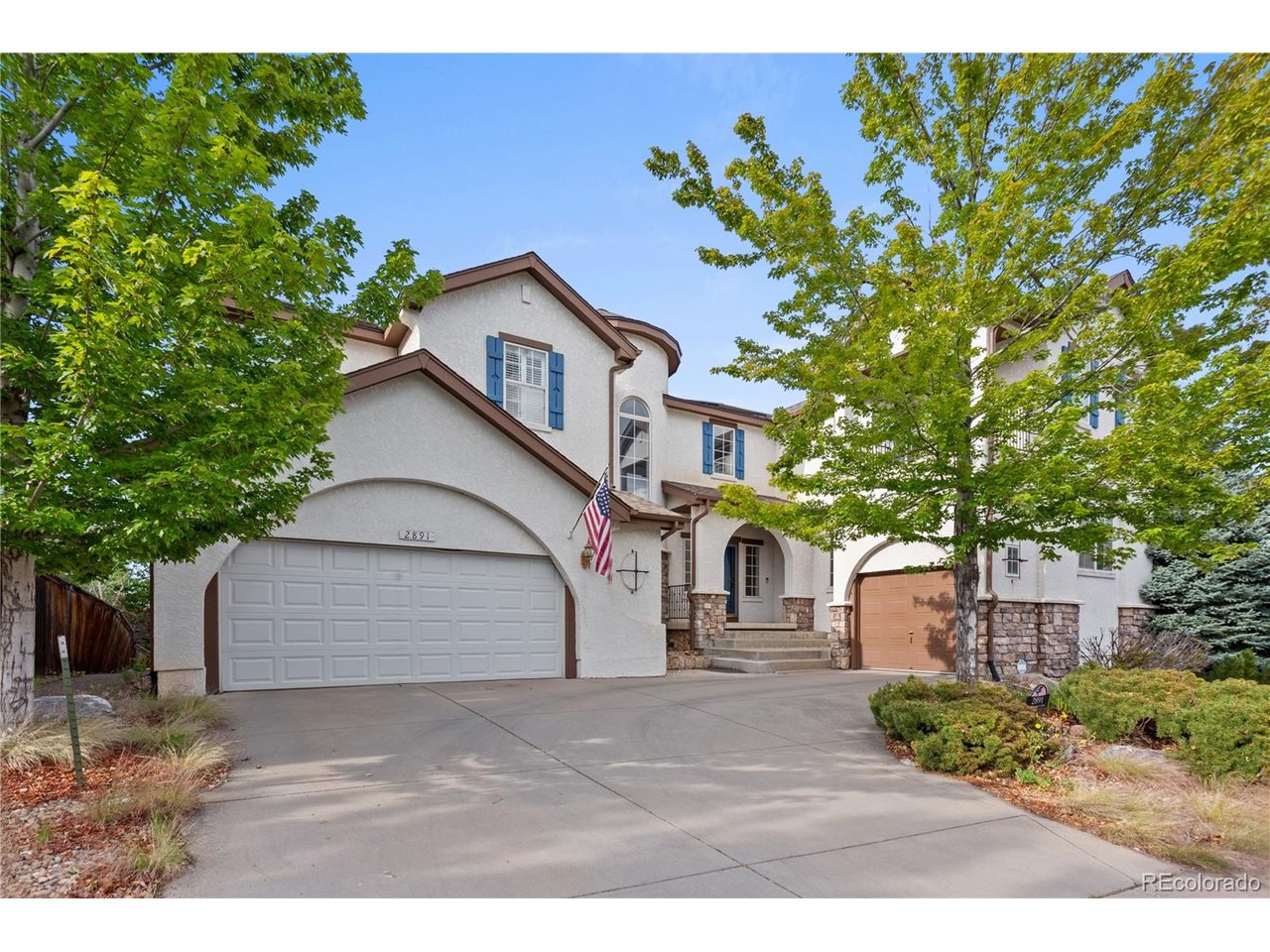 2891 Canyon Crest Dr