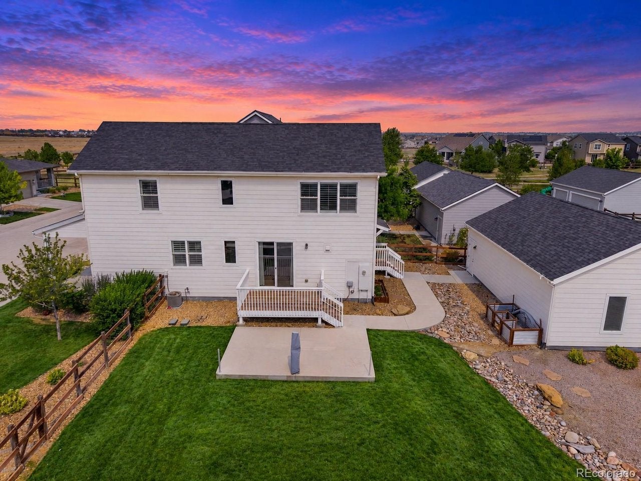 4674 N Bend Ct