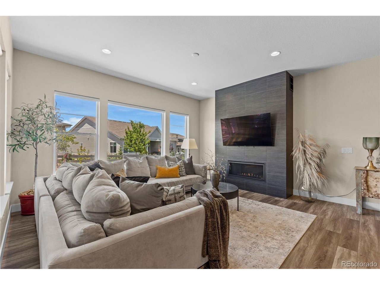 2105 Bellcove Dr