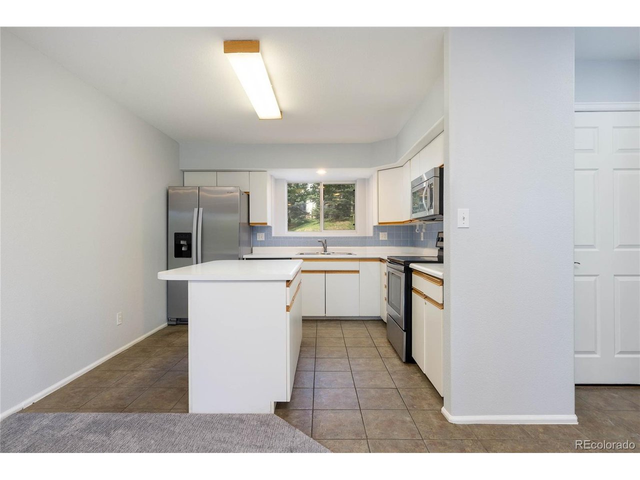 77 Corinthian Cir