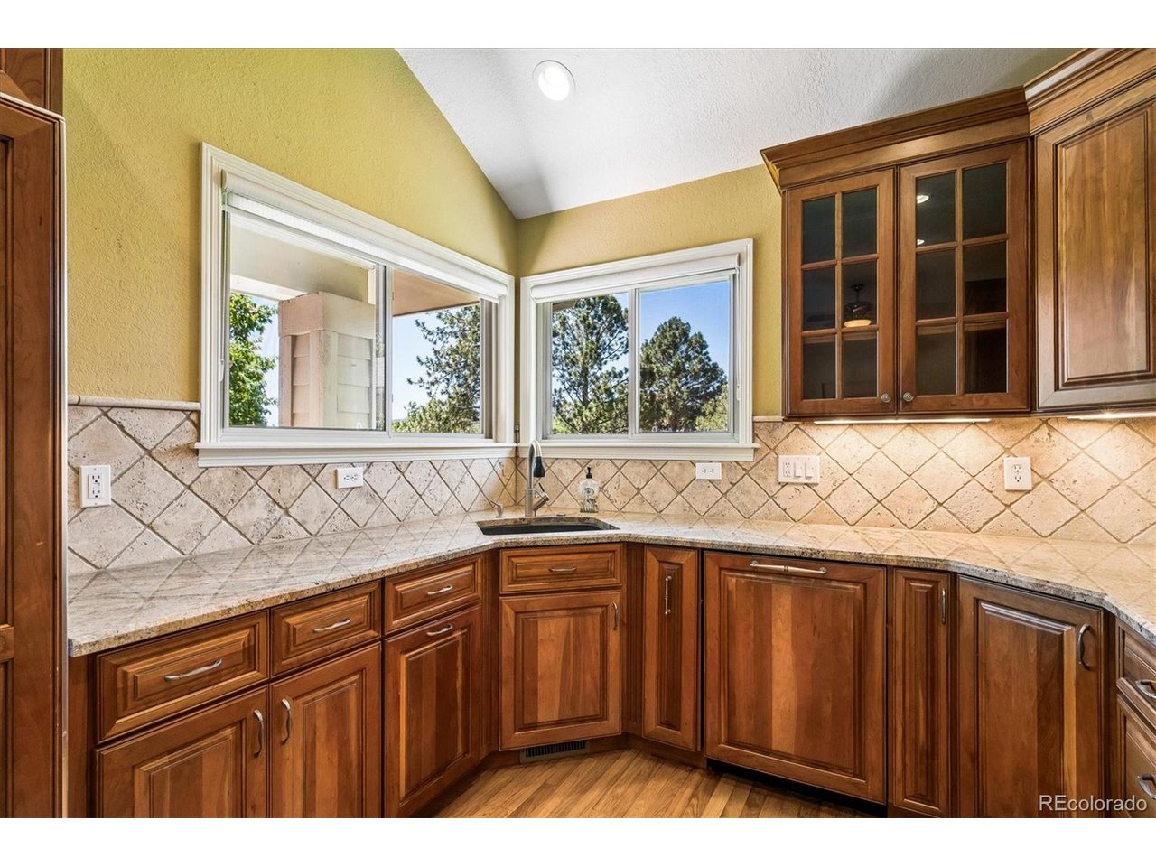 22 Pinyon Pine Rd