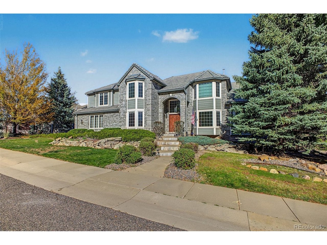 84 Deerwood Dr