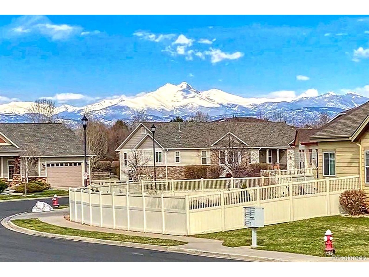 1522 Moonlight Dr